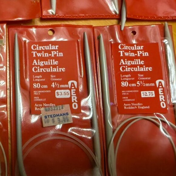 Vintage Bundle of Aero Circular Twin-Pin Knitting Needles - Picture 5 of 5